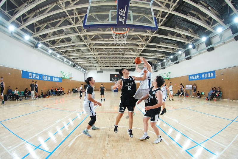 Зимние занятия спортом в помещениях ХПУ: комфортно и уютно!