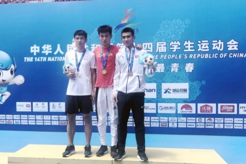 Студент ХПУ Чжан Цзинцян стал чемпионом по прыжкам в длину среди мужчин на Китайских национальных юношеских играх