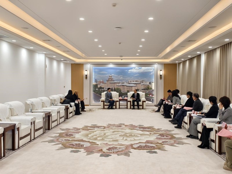 Советник по вопросам образования при посольстве Малайзии в КНР посетил Харбинский политехнический университет